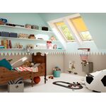 VELUX GLL-B 1061 | wooden, pivot roof window with 3-glazing and bottom handle