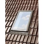 Optilight Energy| Pine roof window with triple glazing