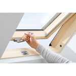 VELUX GZL-B 1051 | wooden, center pivot roof window, with 2-glass and bottom handle
