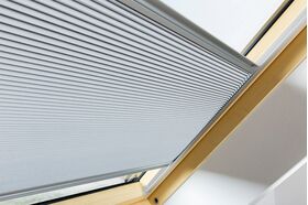 FAKRO APF | blackout pleated blind for FAKRO roof windows ✓ OptiLight ✓ ARON ✓ ARTENS