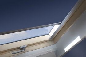 FAKRO ARF Z-Wave: wireless controled electric-powered blackout blinds for Fakro roof windows