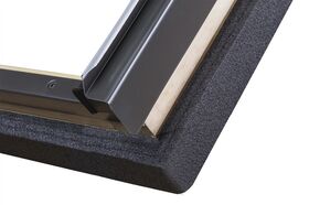 XT insulation band for roof windows