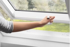 VELUX GPU 0066 | everfinish, top hung roof window with safe 3-glazing