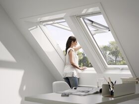 VELUX GPU 0066 | everfinish, top hung roof window with safe 3-glazing