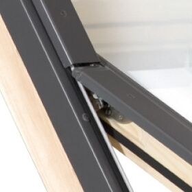 RoofLITE+ SLIM PINE | trä, pivåhängt, dubbelglas takfönster